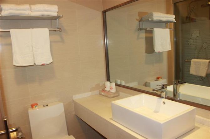 Shanghai Yiting 6+E Hotel - Lujiazui Room photo